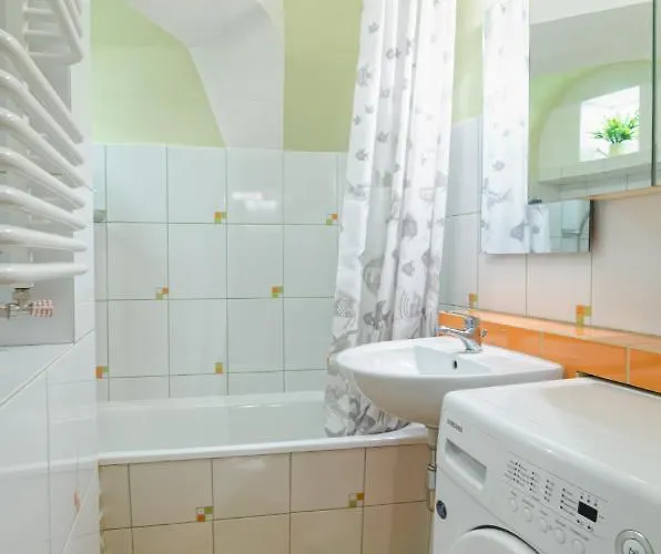 в історичному центрі львова Apartamento Leópolis